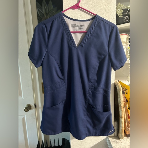 Grey’s anatomy size small navy scrub top. I have 3 of these. - Picture 1 of 3